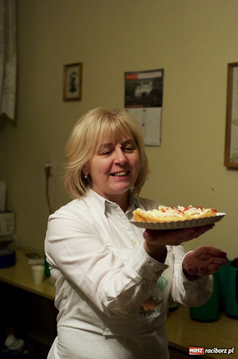 Zdjęcie w galerii na portalu naszraciborz.pl: Rodzinnie i świątecznie na kiermaszu w Tworkowie  wiadomości z regionu