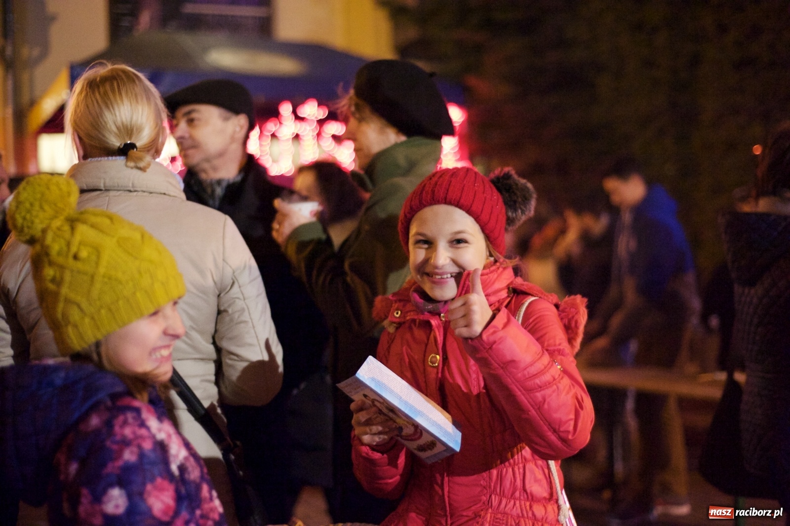 Zdjęcie w galerii na portalu naszraciborz.pl: Rodzinnie i świątecznie na kiermaszu w Tworkowie  wiadomości z regionu