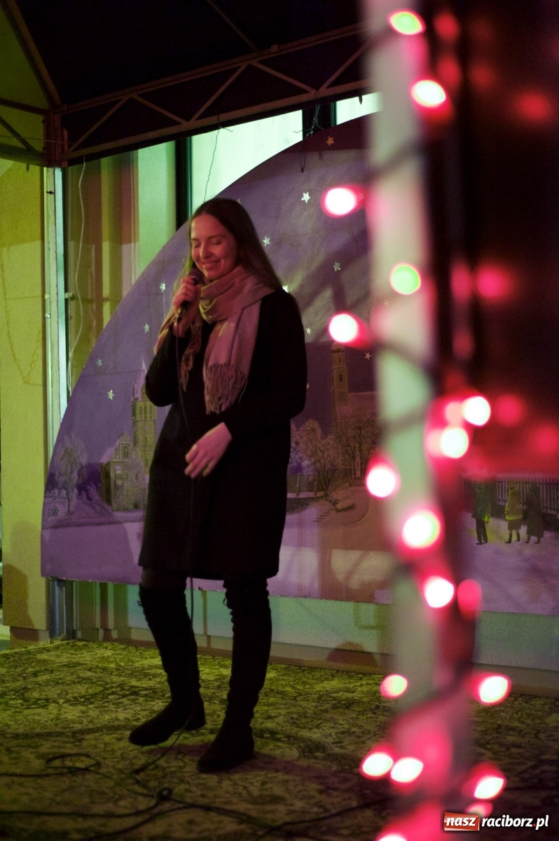 Zdjęcie w galerii na portalu naszraciborz.pl: Rodzinnie i świątecznie na kiermaszu w Tworkowie  wiadomości z regionu