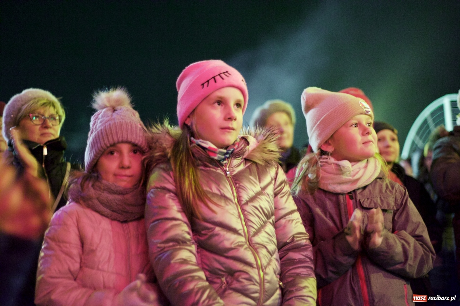 Zdjęcie w galerii na portalu naszraciborz.pl: Rodzinnie i świątecznie na kiermaszu w Tworkowie  wiadomości z regionu