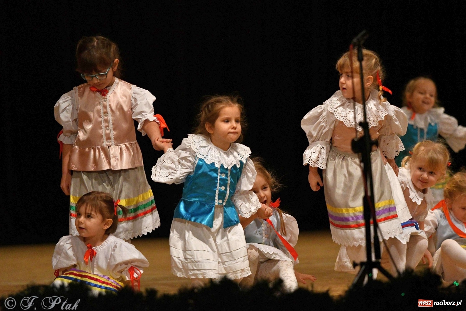 Zdjęcie w galerii na portalu naszraciborz.pl: Koncert świąteczny raciborskiej Strzechy i gości [FOTO]  wiadomości z regionu