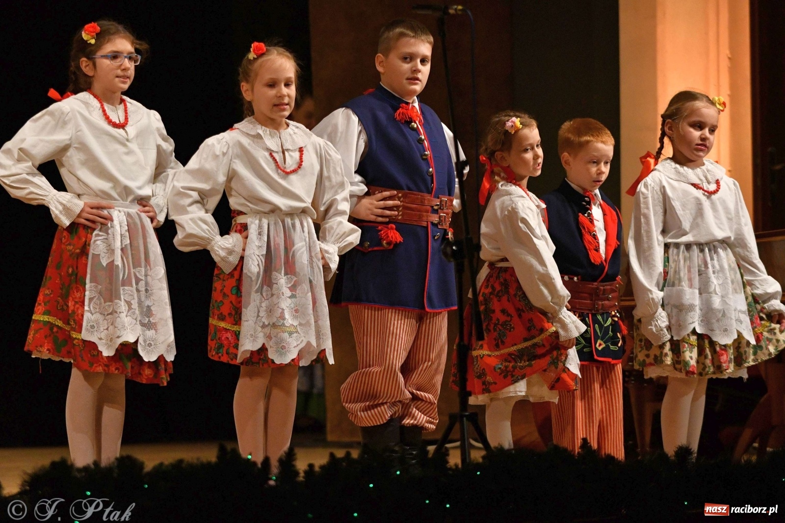 Zdjęcie w galerii na portalu naszraciborz.pl: Koncert świąteczny raciborskiej Strzechy i gości [FOTO]  wiadomości z regionu