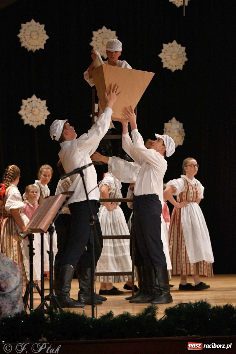 Zdjęcie w galerii na portalu naszraciborz.pl: Koncert świąteczny raciborskiej Strzechy i gości [FOTO]  wiadomości z regionu