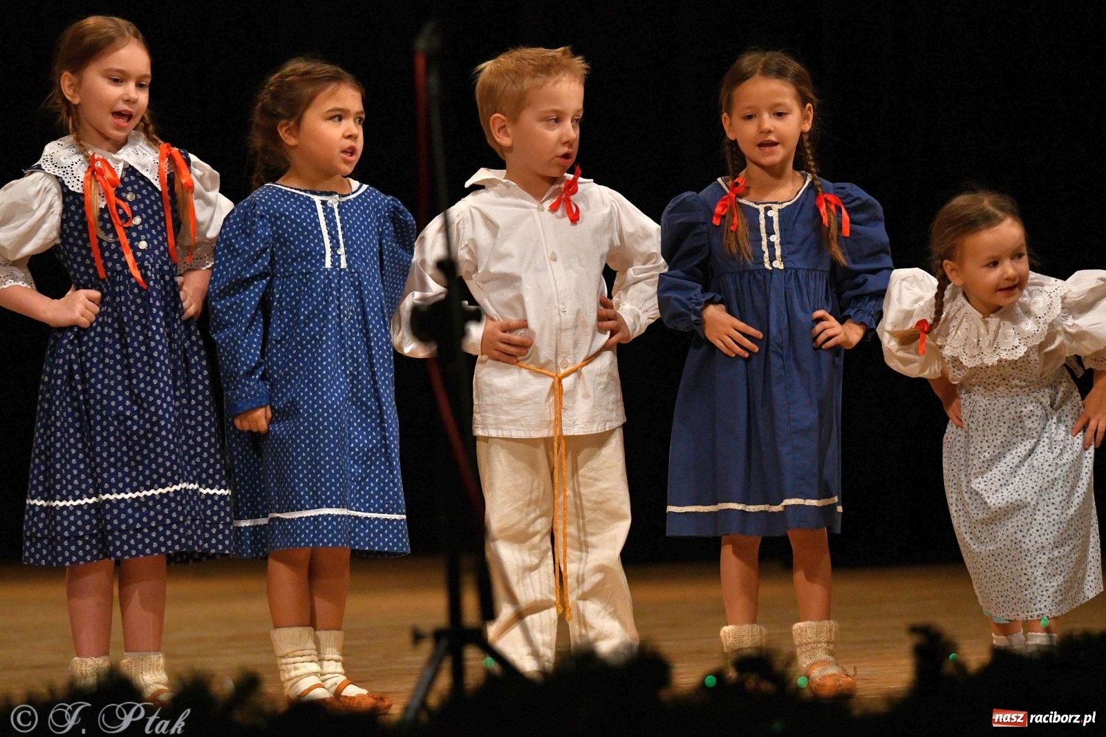 Zdjęcie w galerii na portalu naszraciborz.pl: Koncert świąteczny raciborskiej Strzechy i gości [FOTO]  wiadomości z regionu