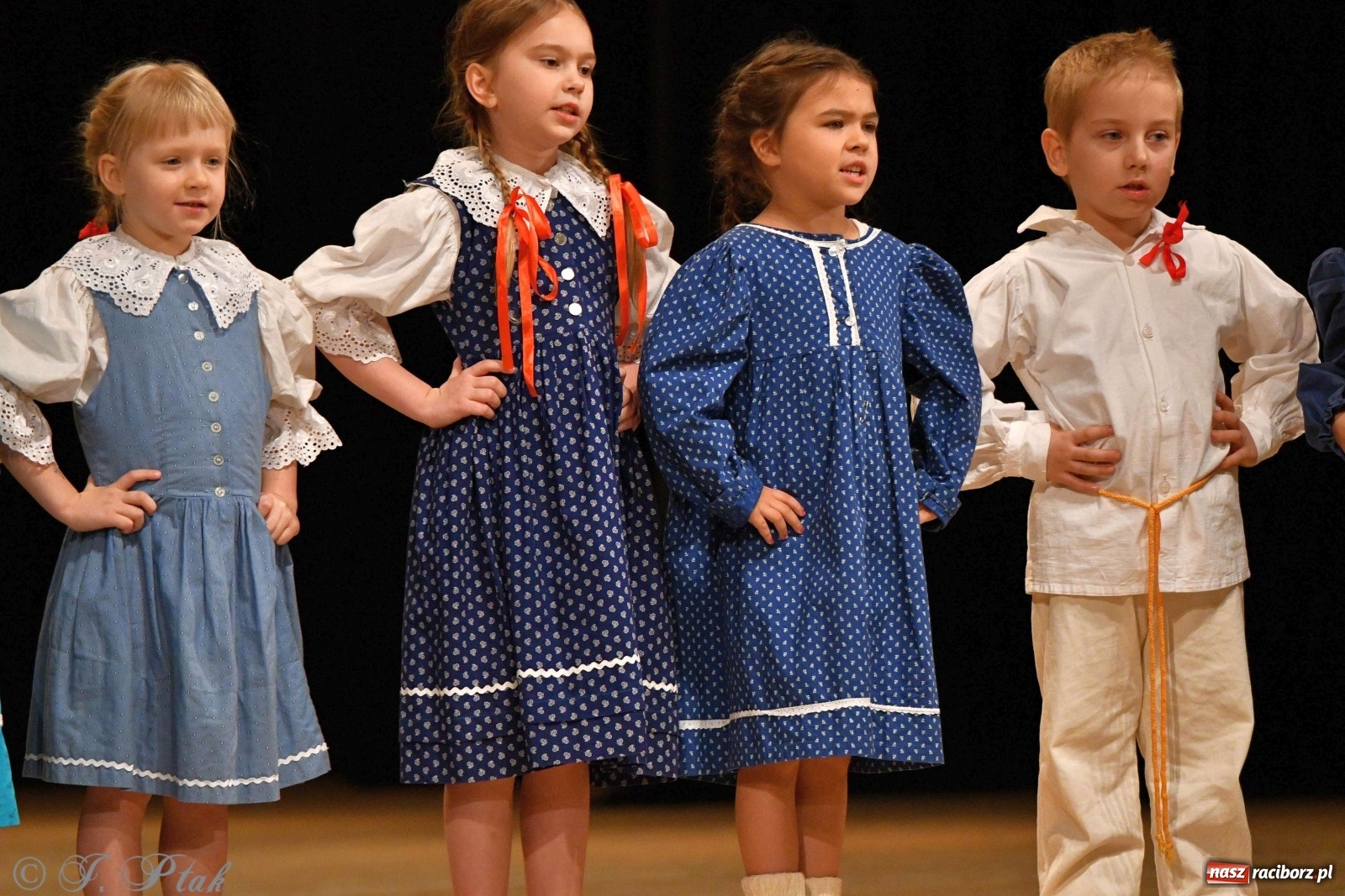Zdjęcie w galerii na portalu naszraciborz.pl: Koncert świąteczny raciborskiej Strzechy i gości [FOTO]  wiadomości z regionu