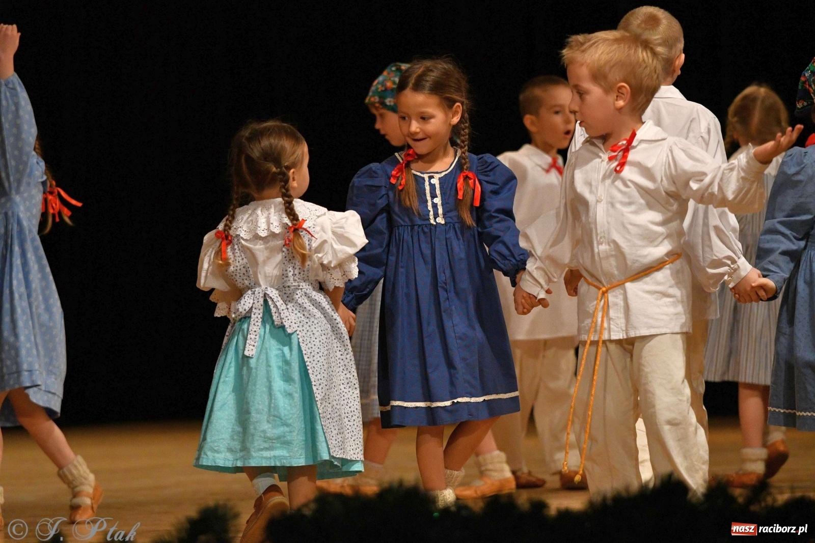 Zdjęcie w galerii na portalu naszraciborz.pl: Koncert świąteczny raciborskiej Strzechy i gości [FOTO]  wiadomości z regionu