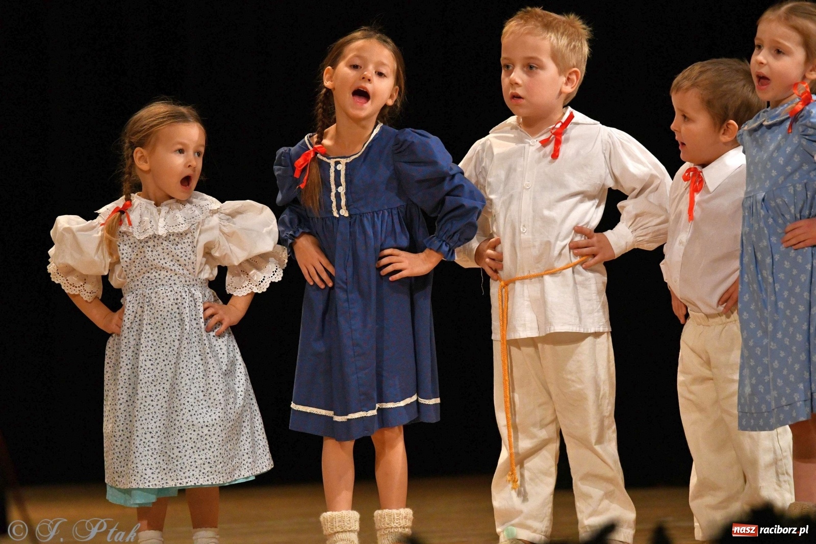 Zdjęcie w galerii na portalu naszraciborz.pl: Koncert świąteczny raciborskiej Strzechy i gości [FOTO]  wiadomości z regionu