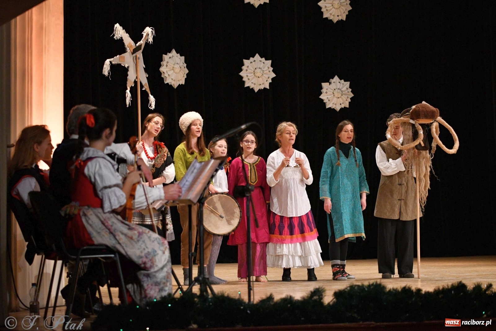 Zdjęcie w galerii na portalu naszraciborz.pl: Koncert świąteczny raciborskiej Strzechy i gości [FOTO]  wiadomości z regionu