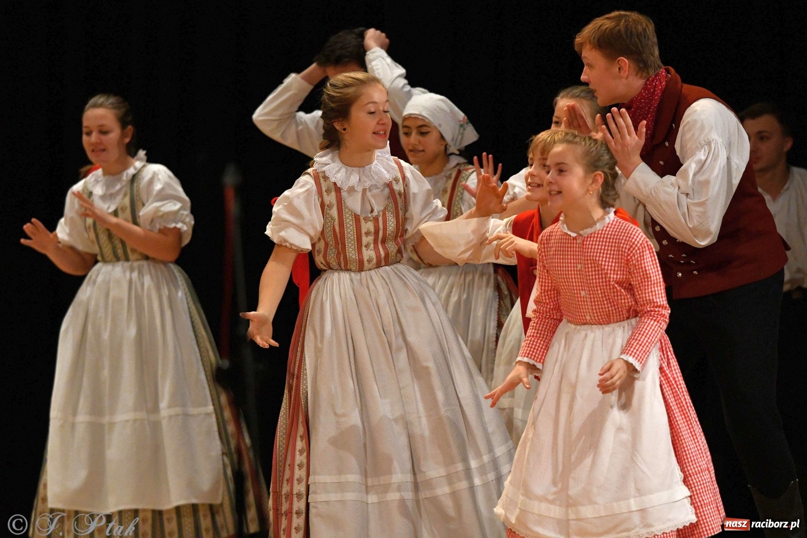 Zdjęcie w galerii na portalu naszraciborz.pl: Koncert świąteczny raciborskiej Strzechy i gości [FOTO]  wiadomości z regionu