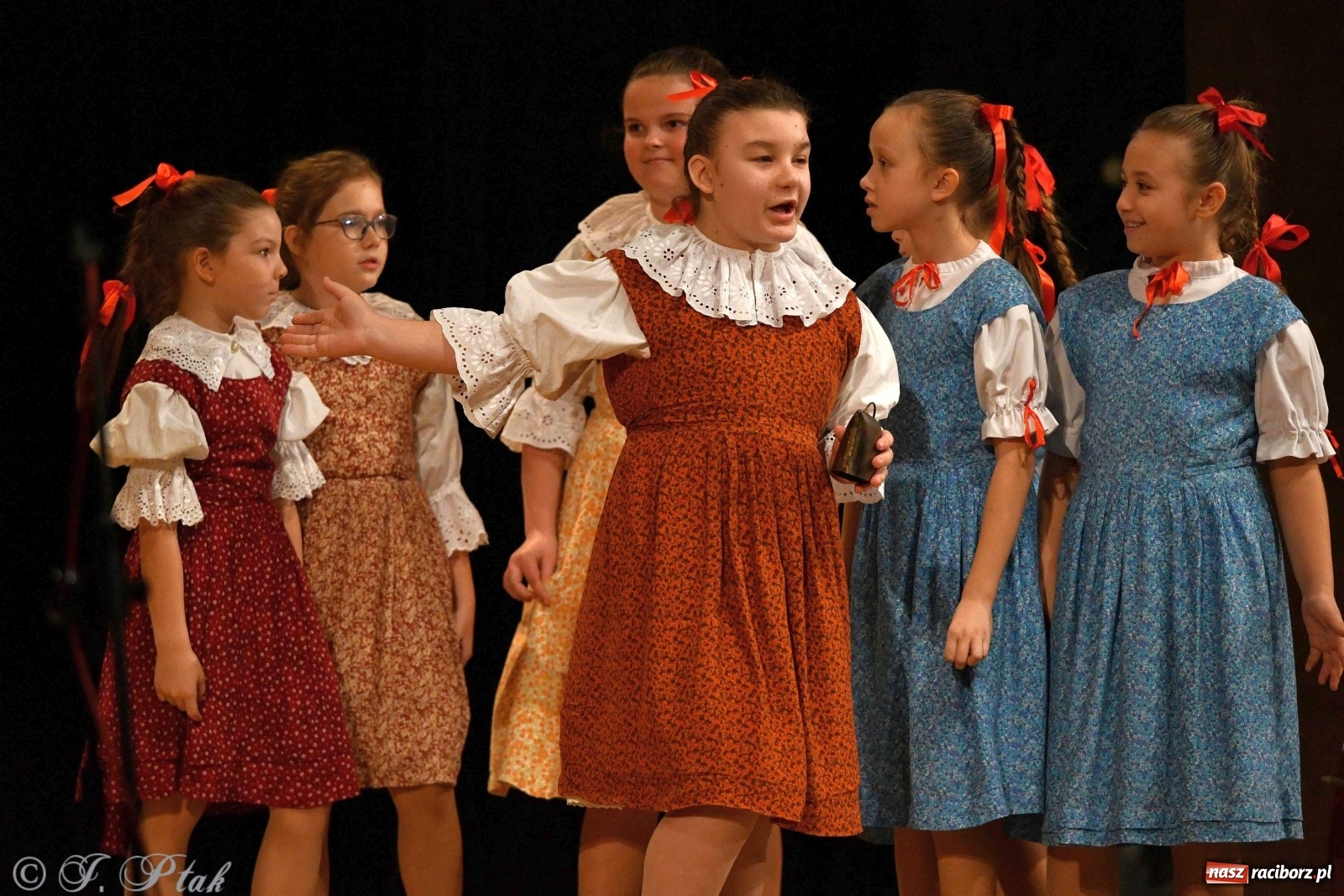 Zdjęcie w galerii na portalu naszraciborz.pl: Koncert świąteczny raciborskiej Strzechy i gości [FOTO]  wiadomości z regionu