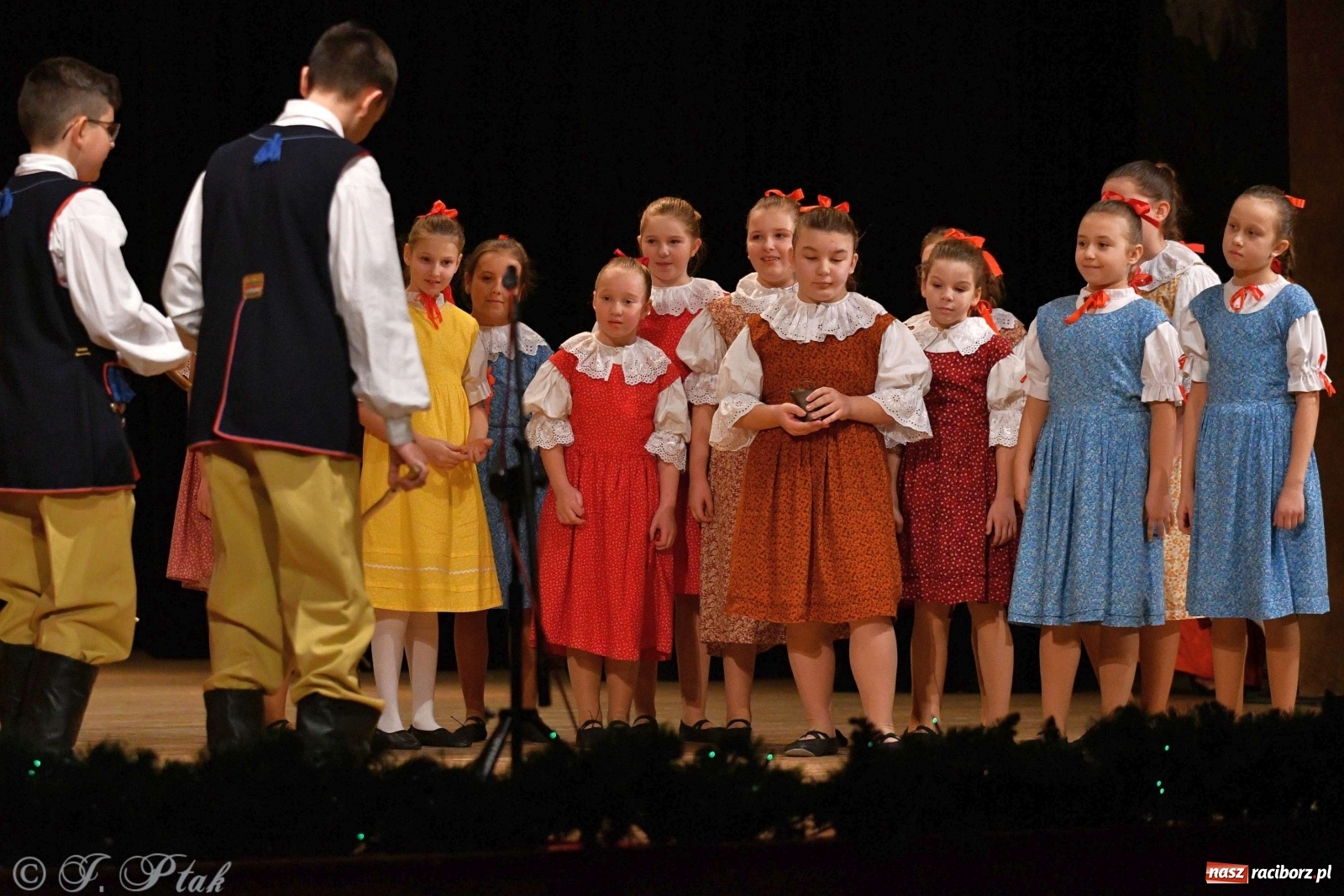 Zdjęcie w galerii na portalu naszraciborz.pl: Koncert świąteczny raciborskiej Strzechy i gości [FOTO]  wiadomości z regionu
