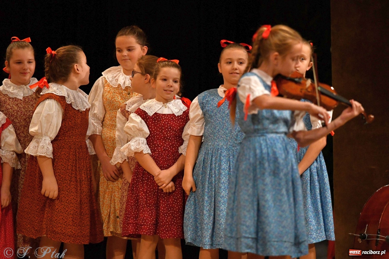 Zdjęcie w galerii na portalu naszraciborz.pl: Koncert świąteczny raciborskiej Strzechy i gości [FOTO]  wiadomości z regionu