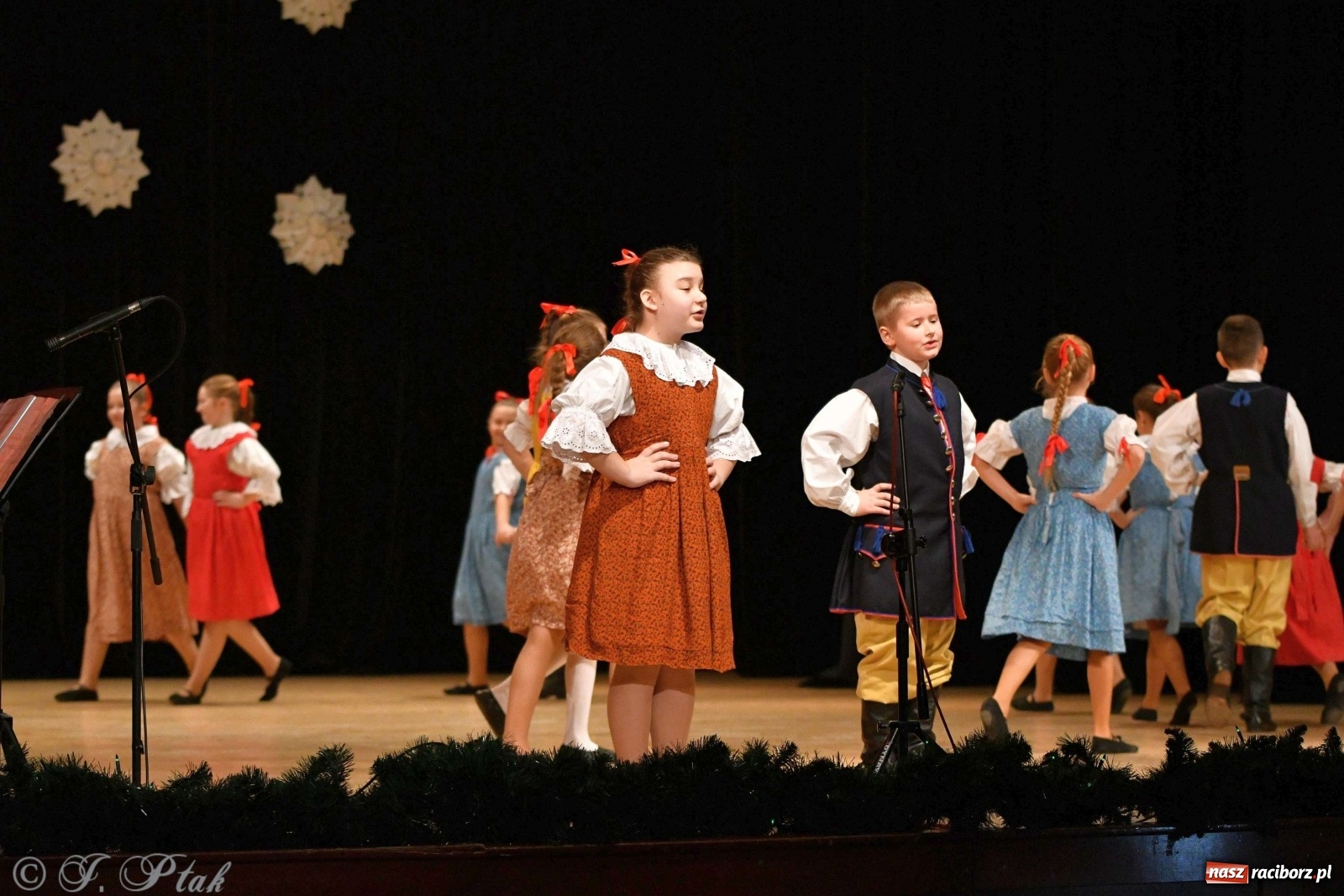 Zdjęcie w galerii na portalu naszraciborz.pl: Koncert świąteczny raciborskiej Strzechy i gości [FOTO]  wiadomości z regionu