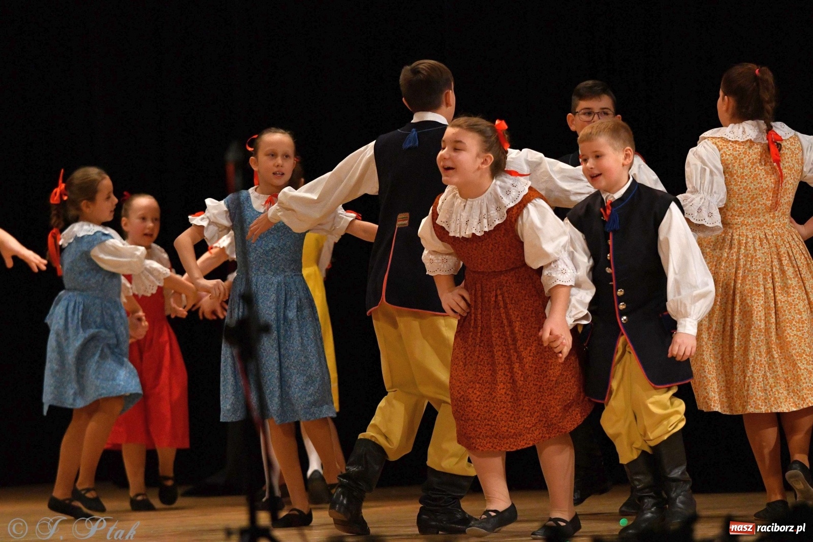 Zdjęcie w galerii na portalu naszraciborz.pl: Koncert świąteczny raciborskiej Strzechy i gości [FOTO]  wiadomości z regionu