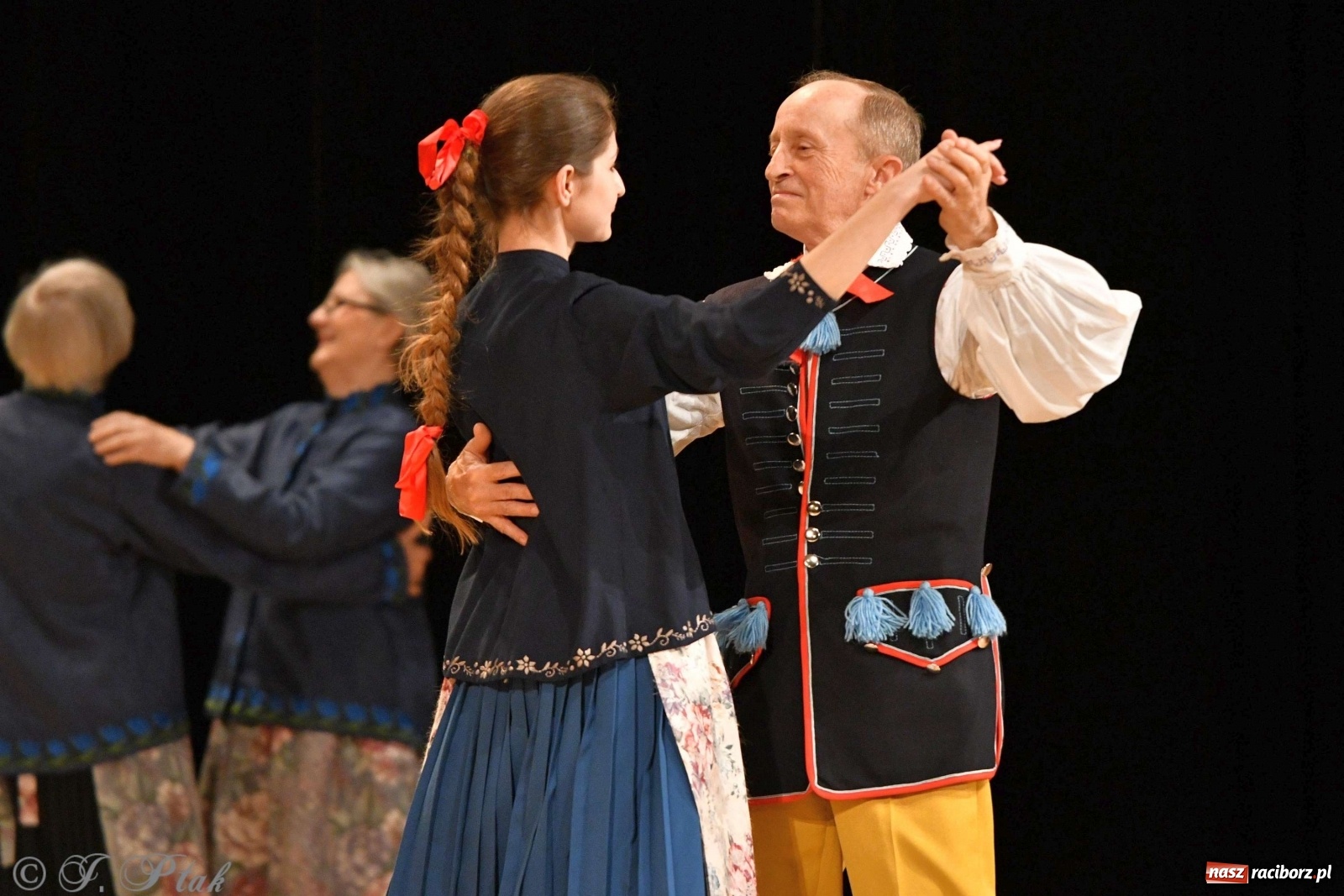 Zdjęcie w galerii na portalu naszraciborz.pl: Koncert świąteczny raciborskiej Strzechy i gości [FOTO]  wiadomości z regionu