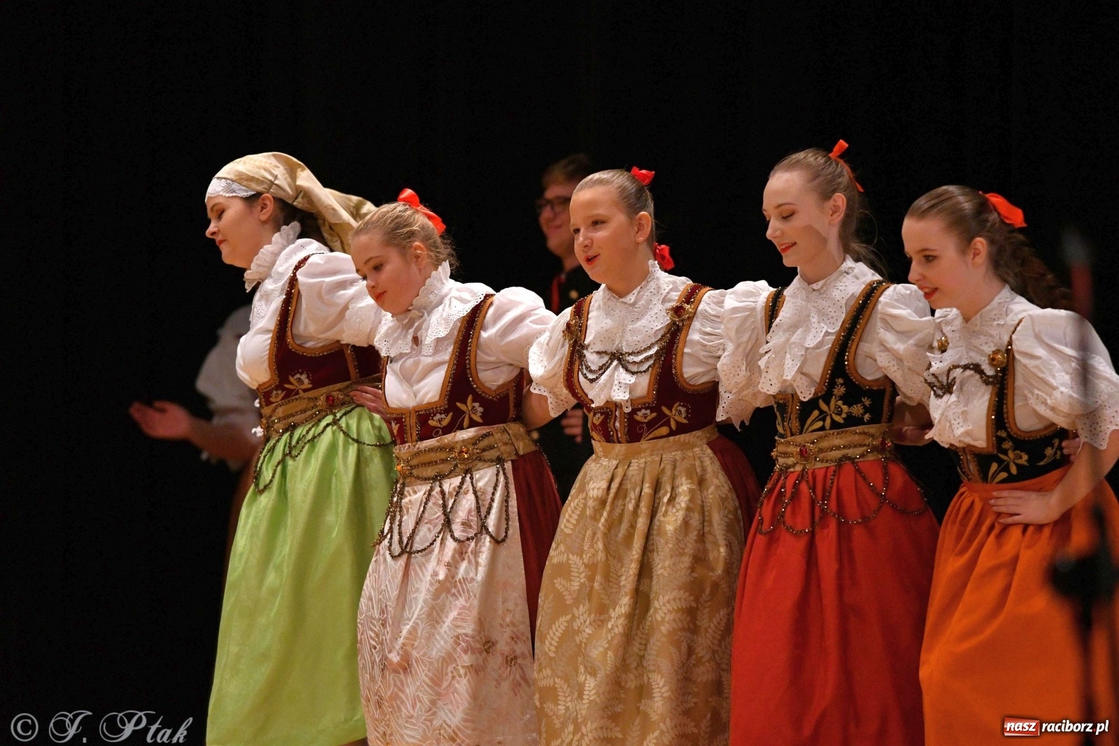 Zdjęcie w galerii na portalu naszraciborz.pl: Koncert świąteczny raciborskiej Strzechy i gości [FOTO]  wiadomości z regionu
