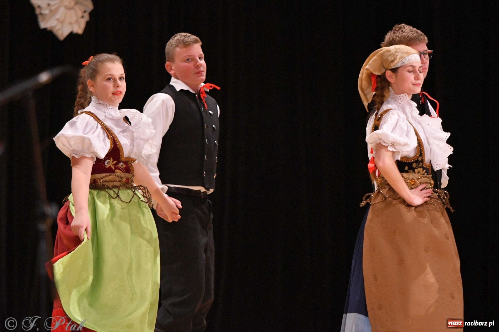 Zdjęcie w galerii na portalu naszraciborz.pl: Koncert świąteczny raciborskiej Strzechy i gości [FOTO]  wiadomości z regionu