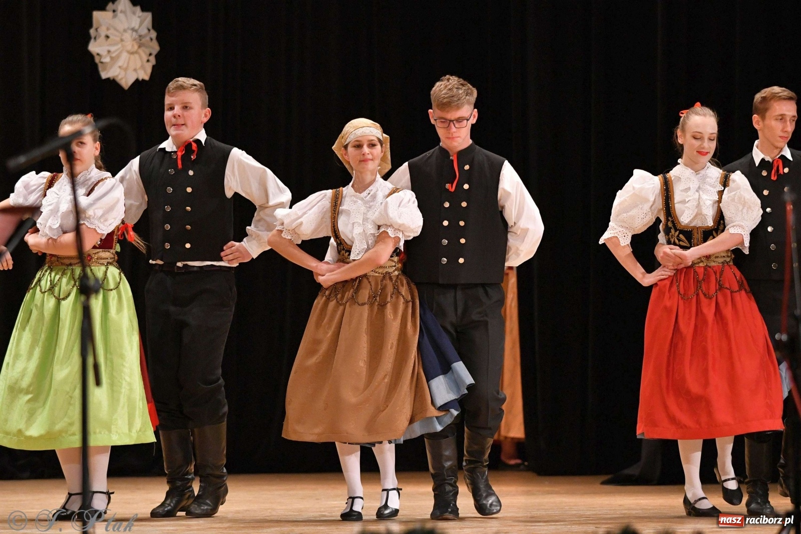 Zdjęcie w galerii na portalu naszraciborz.pl: Koncert świąteczny raciborskiej Strzechy i gości [FOTO]  wiadomości z regionu