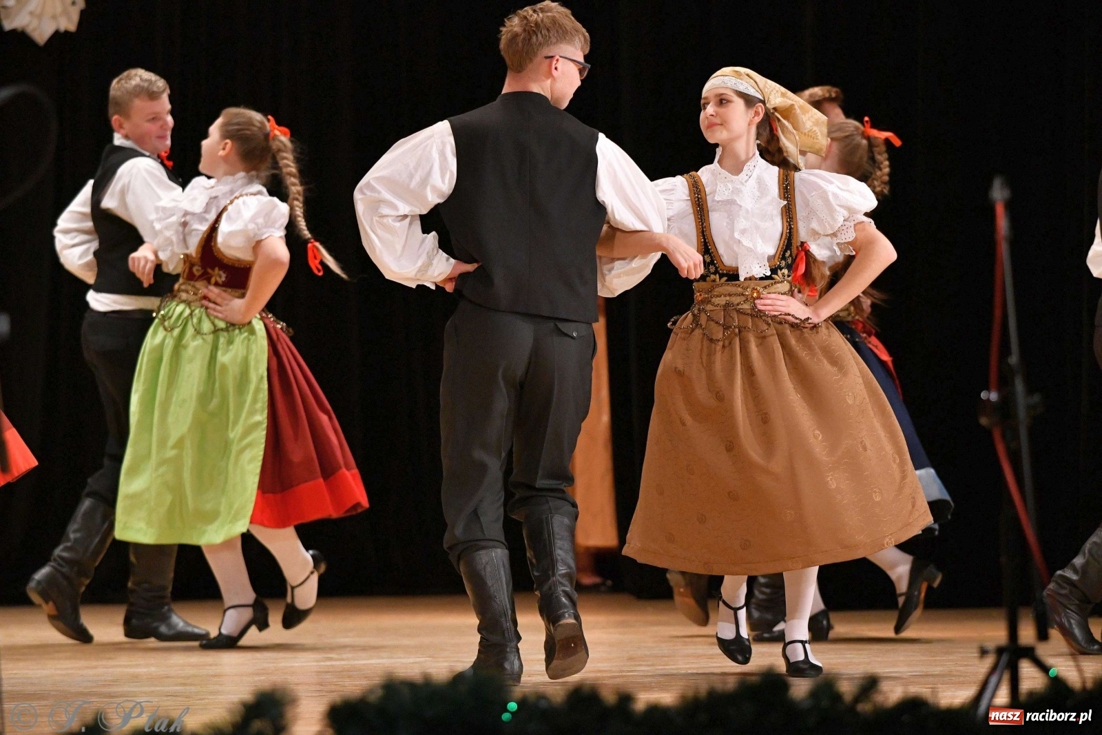 Zdjęcie w galerii na portalu naszraciborz.pl: Koncert świąteczny raciborskiej Strzechy i gości [FOTO]  wiadomości z regionu