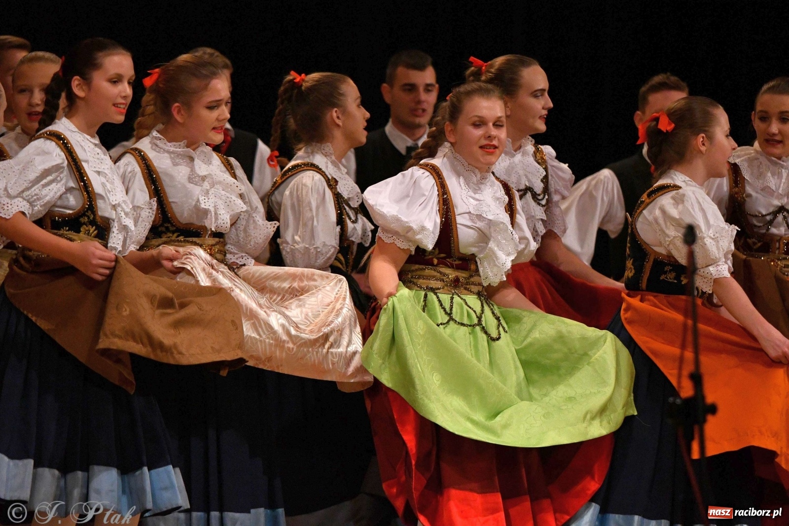 Zdjęcie w galerii na portalu naszraciborz.pl: Koncert świąteczny raciborskiej Strzechy i gości [FOTO]  wiadomości z regionu