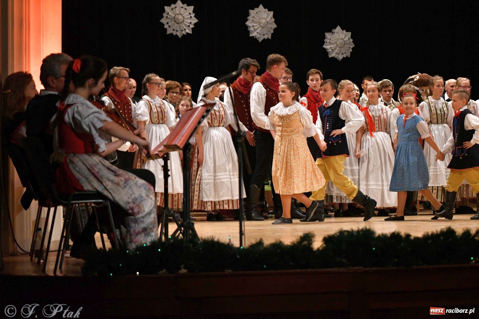 Zdjęcie w galerii na portalu naszraciborz.pl: Koncert świąteczny raciborskiej Strzechy i gości [FOTO]  wiadomości z regionu
