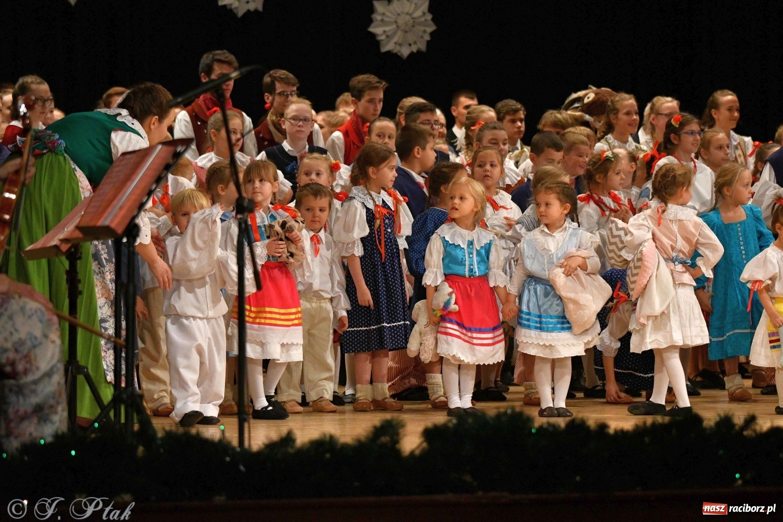 Zdjęcie w galerii na portalu naszraciborz.pl: Koncert świąteczny raciborskiej Strzechy i gości [FOTO]  wiadomości z regionu