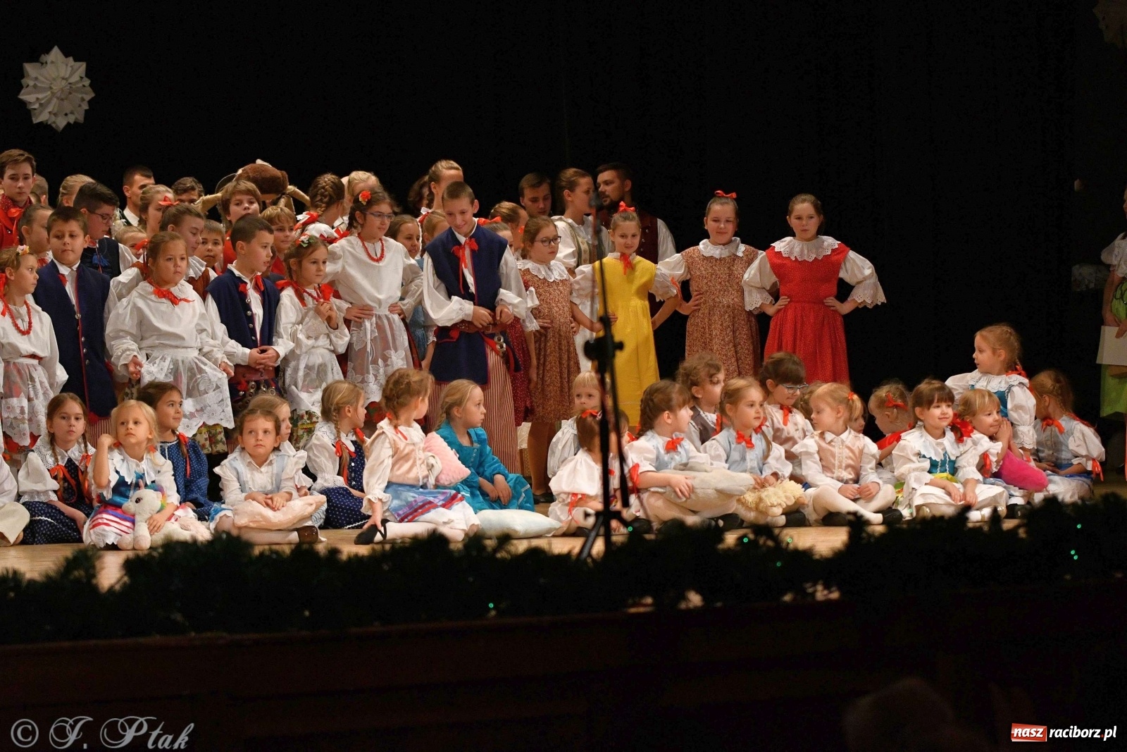 Zdjęcie w galerii na portalu naszraciborz.pl: Koncert świąteczny raciborskiej Strzechy i gości [FOTO]  wiadomości z regionu