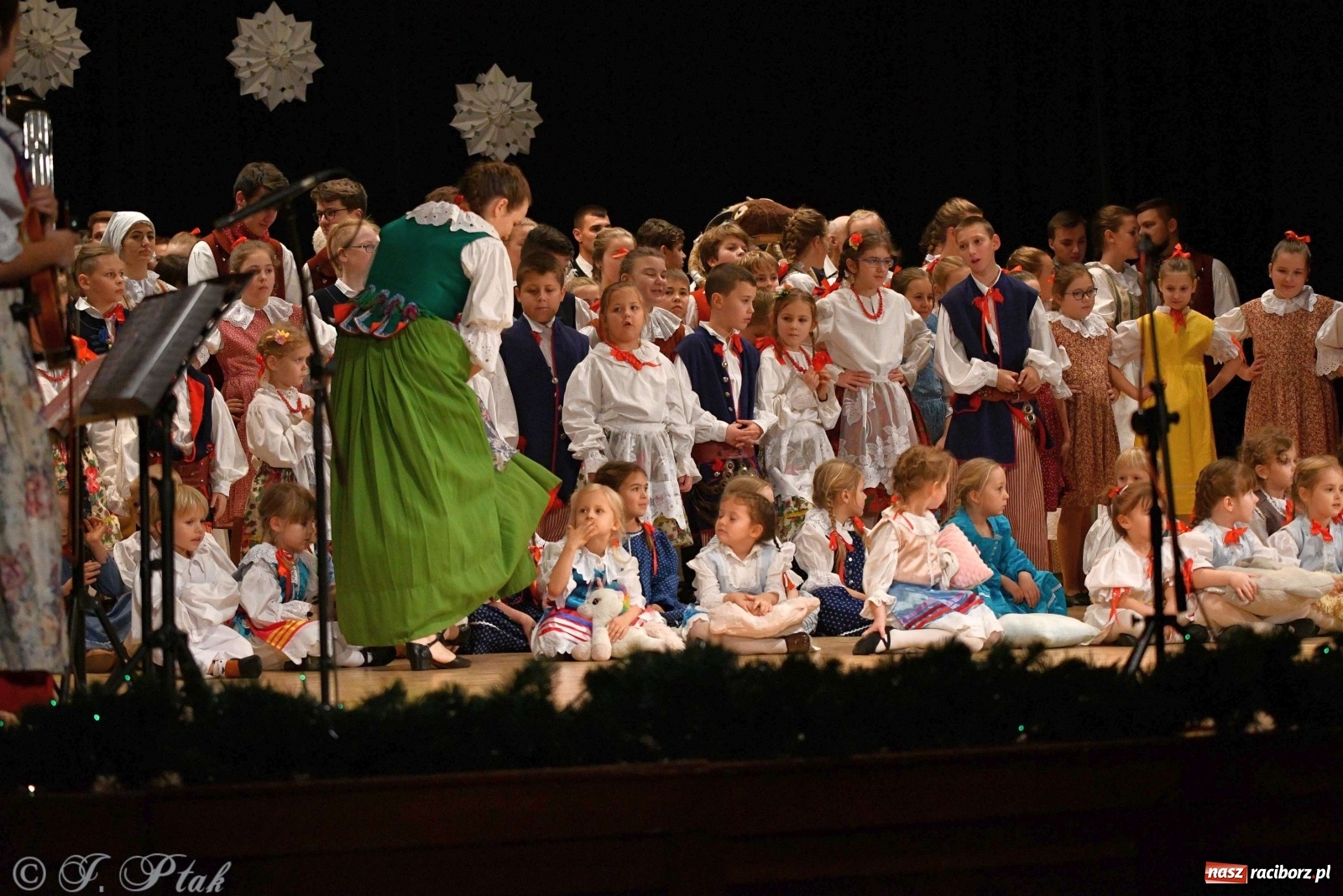 Zdjęcie w galerii na portalu naszraciborz.pl: Koncert świąteczny raciborskiej Strzechy i gości [FOTO]  wiadomości z regionu