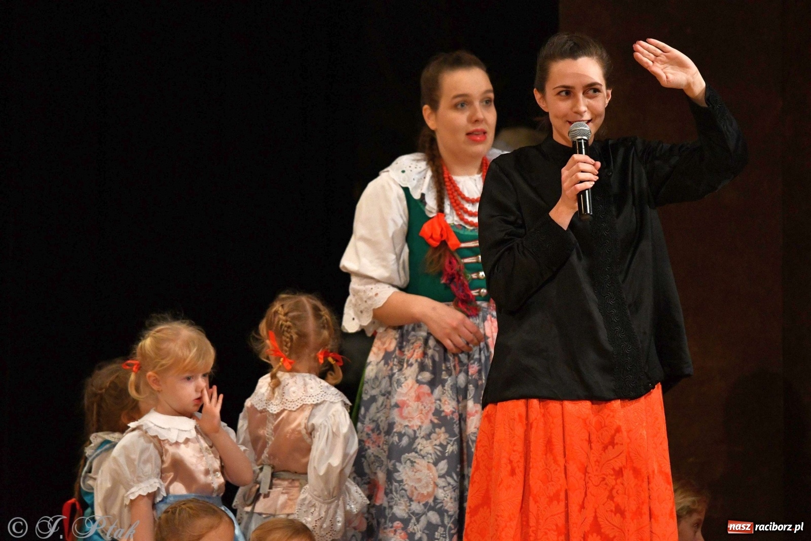 Zdjęcie w galerii na portalu naszraciborz.pl: Koncert świąteczny raciborskiej Strzechy i gości [FOTO]  wiadomości z regionu