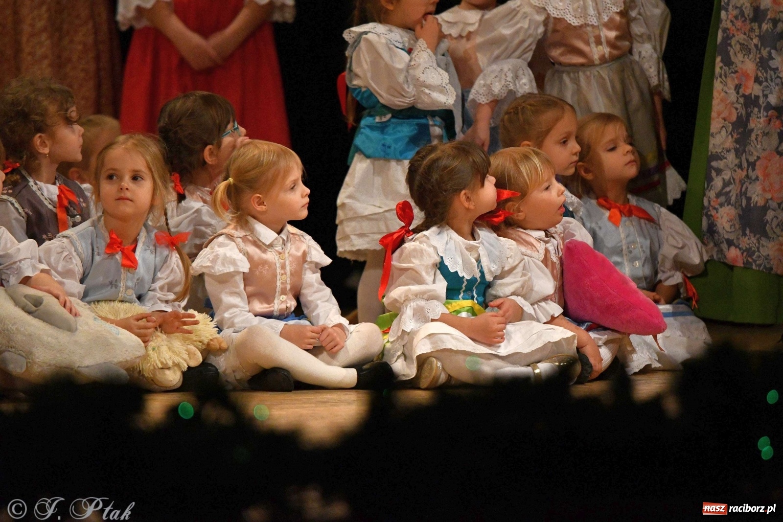 Zdjęcie w galerii na portalu naszraciborz.pl: Koncert świąteczny raciborskiej Strzechy i gości [FOTO]  wiadomości z regionu