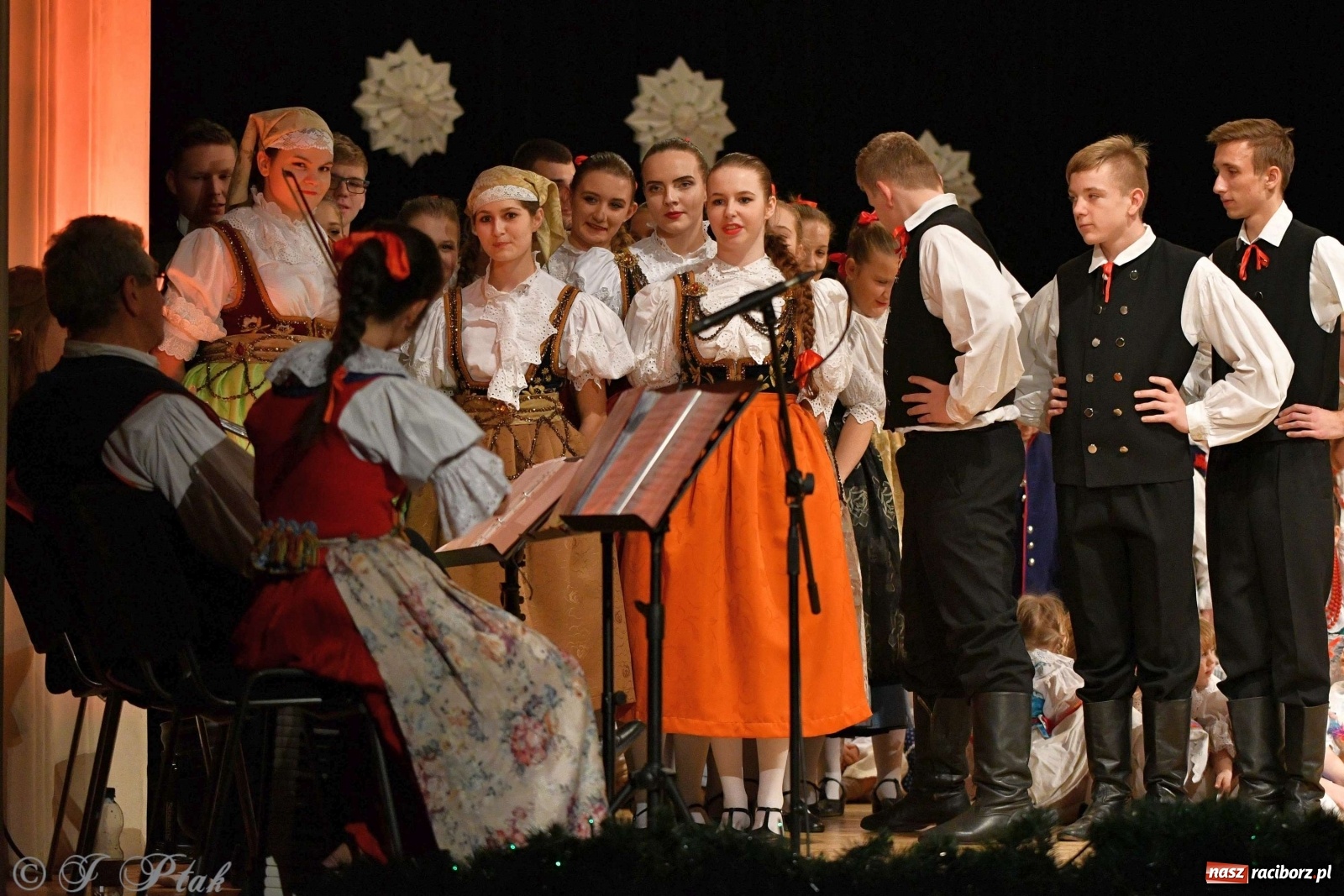 Zdjęcie w galerii na portalu naszraciborz.pl: Koncert świąteczny raciborskiej Strzechy i gości [FOTO]  wiadomości z regionu