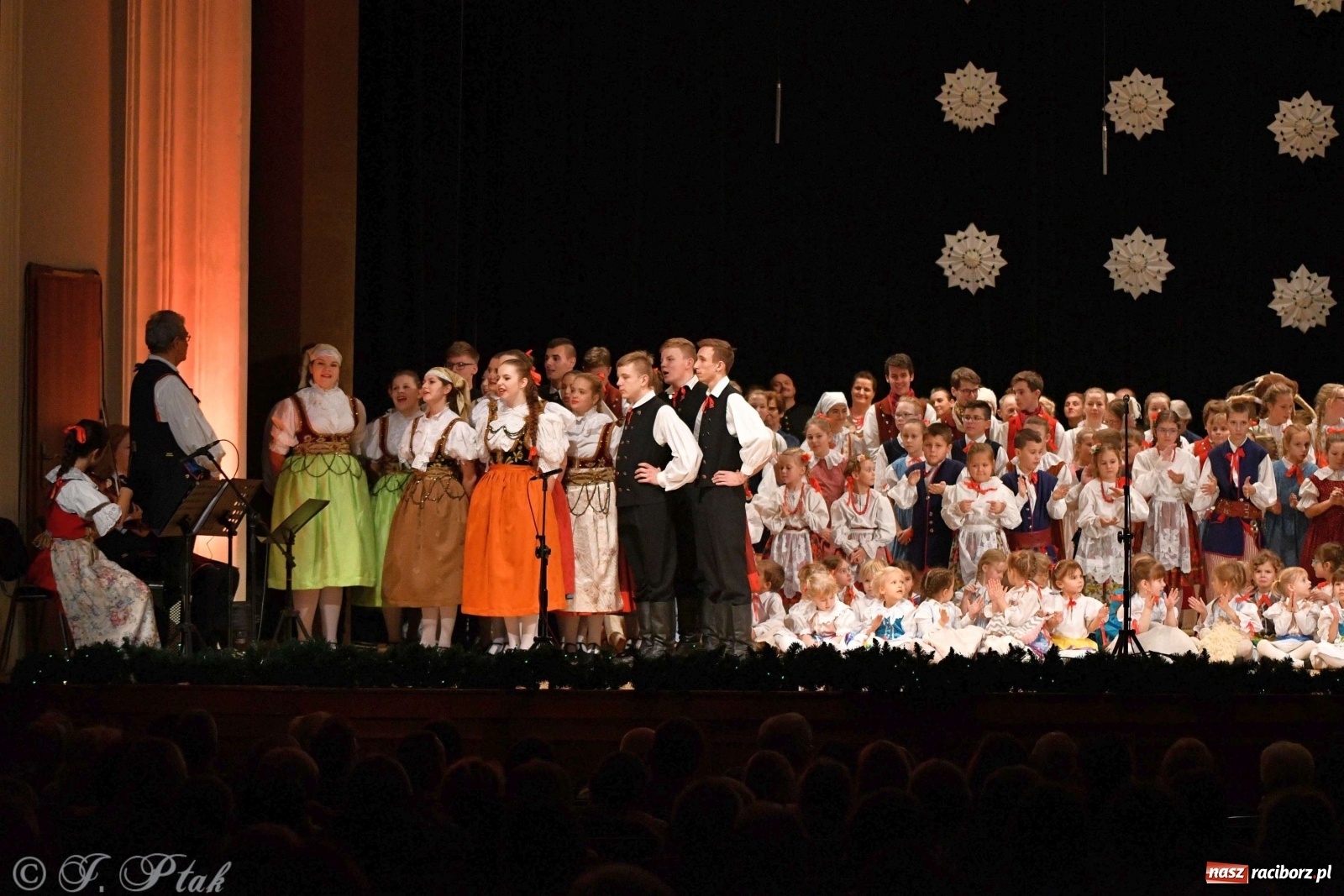 Zdjęcie w galerii na portalu naszraciborz.pl: Koncert świąteczny raciborskiej Strzechy i gości [FOTO]  wiadomości z regionu