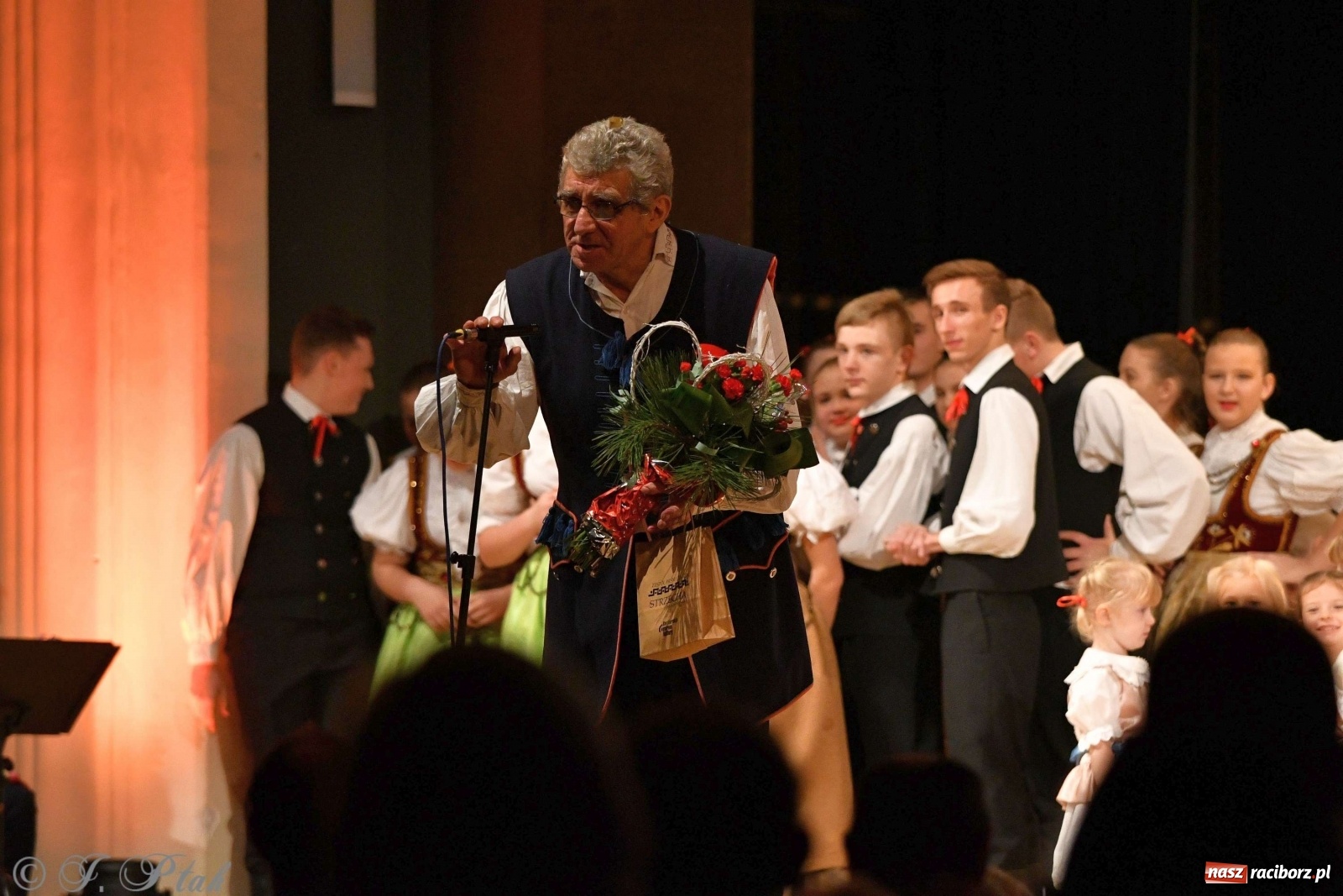 Zdjęcie w galerii na portalu naszraciborz.pl: Koncert świąteczny raciborskiej Strzechy i gości [FOTO]  wiadomości z regionu