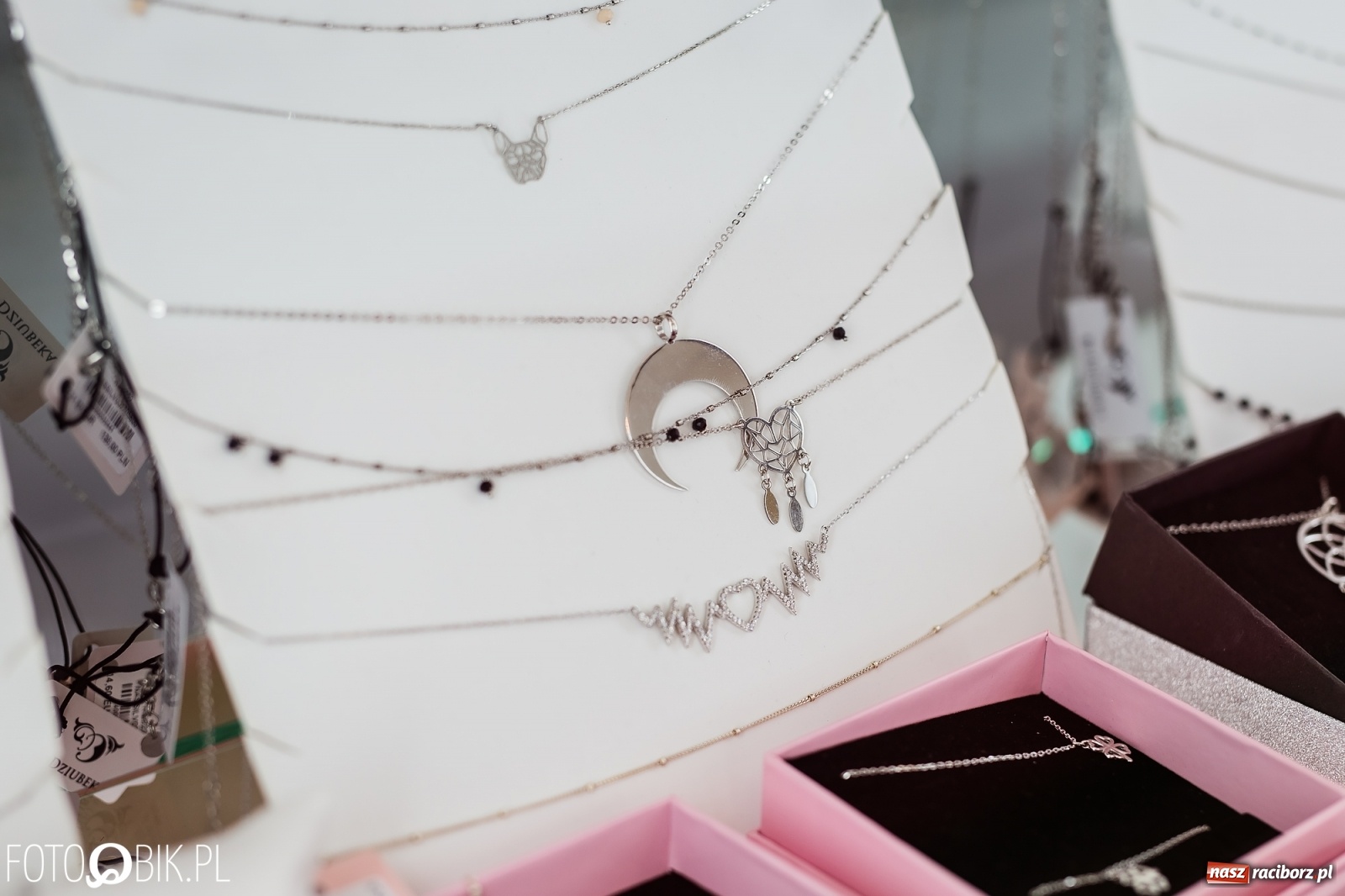 Zdjęcie w galerii na portalu naszraciborz.pl: Strefa Biżu- raj dla wyjątkowych kobiet wiadomości z regionu