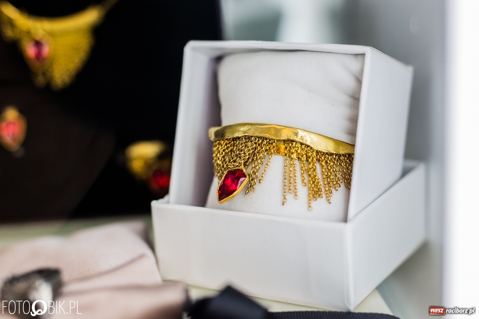 Zdjęcie w galerii na portalu naszraciborz.pl: Strefa Biżu- raj dla wyjątkowych kobiet wiadomości z regionu