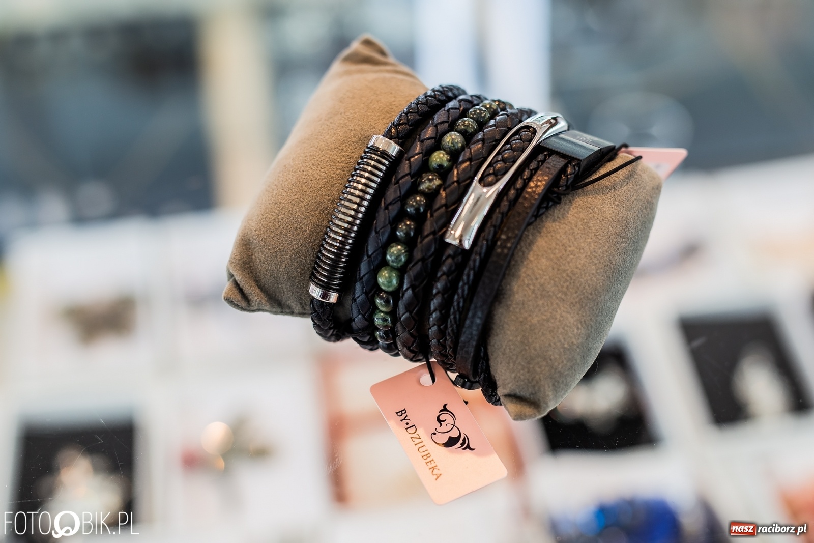 Zdjęcie w galerii na portalu naszraciborz.pl: Strefa Biżu- raj dla wyjątkowych kobiet wiadomości z regionu