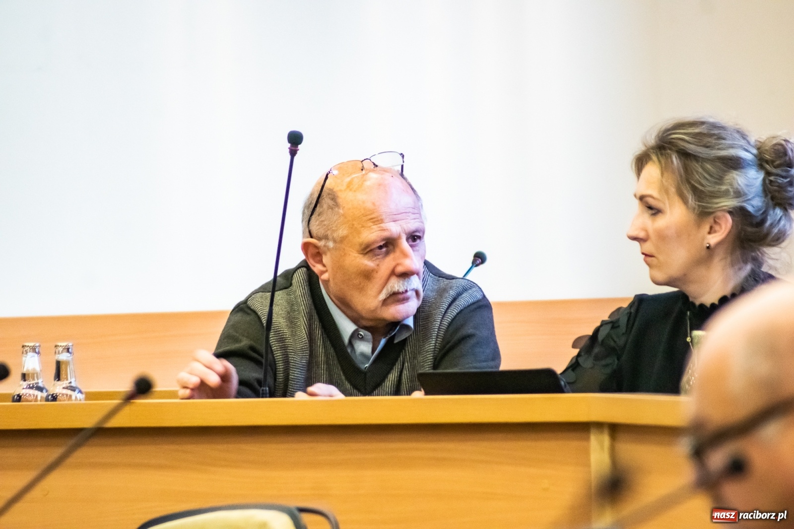 Zdjęcie w galerii na portalu naszraciborz.pl: Gmina na bezdechu. Kalkulacja rynkowa  wiadomości z regionu