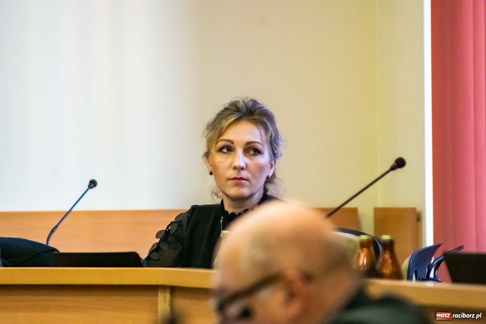 Zdjęcie w galerii na portalu naszraciborz.pl: Gmina na bezdechu. Kalkulacja rynkowa  wiadomości z regionu