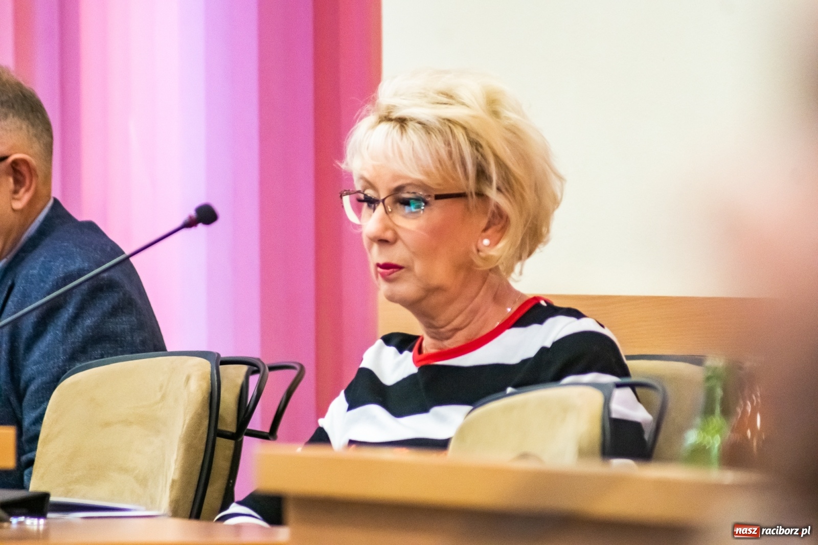 Zdjęcie w galerii na portalu naszraciborz.pl: Gmina na bezdechu. Kalkulacja rynkowa  wiadomości z regionu