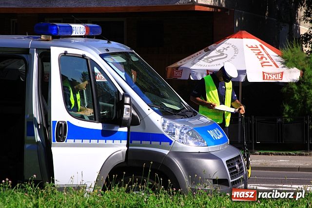 Zdjęcie w galerii na portalu naszraciborz.pl: Potrącenie kobiety na Bosackiej wiadomości z regionu