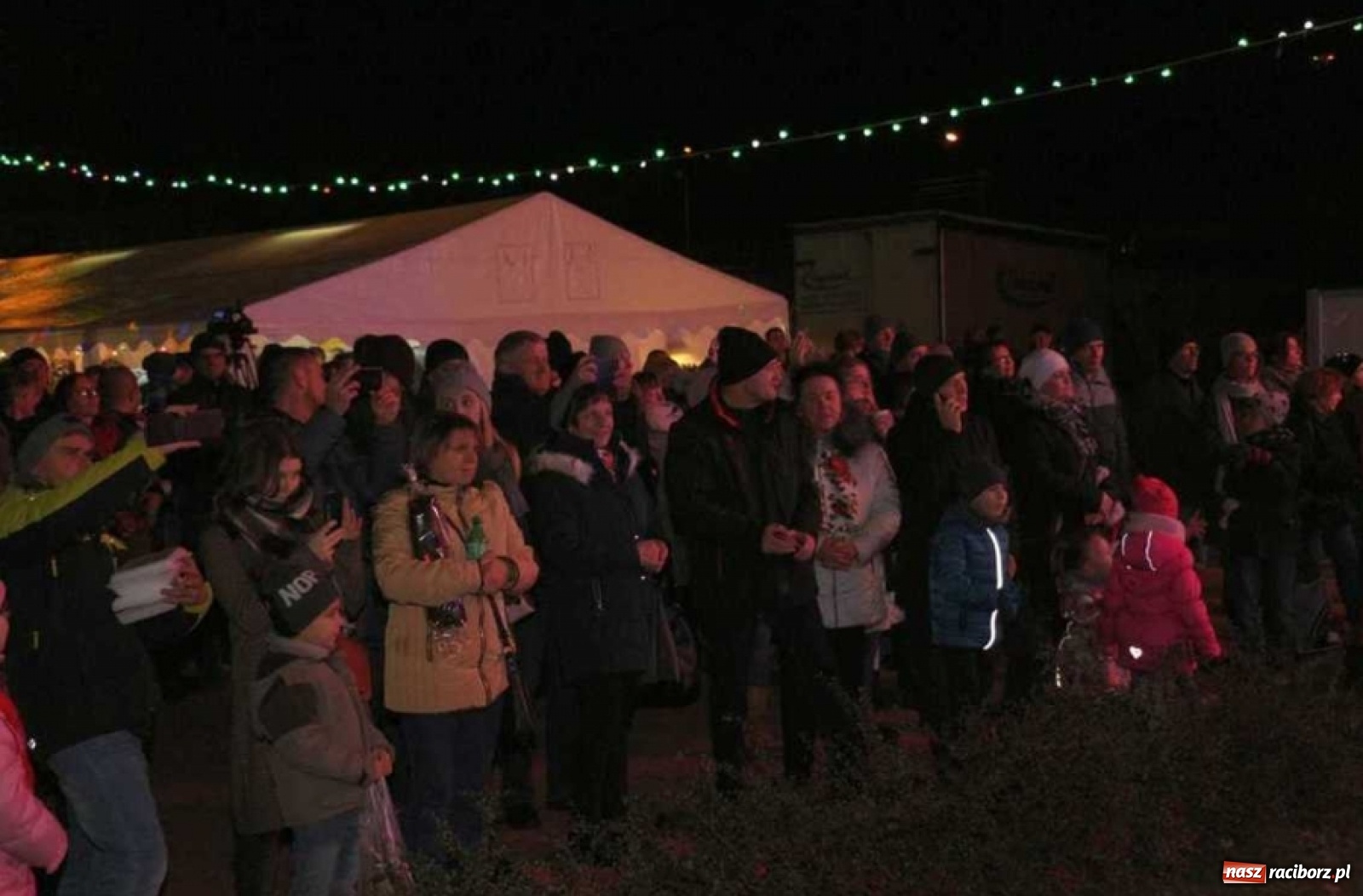 Zdjęcie w galerii na portalu naszraciborz.pl: Magia świąt na kiermaszu w Kornowacu [FOTO] wiadomości z regionu