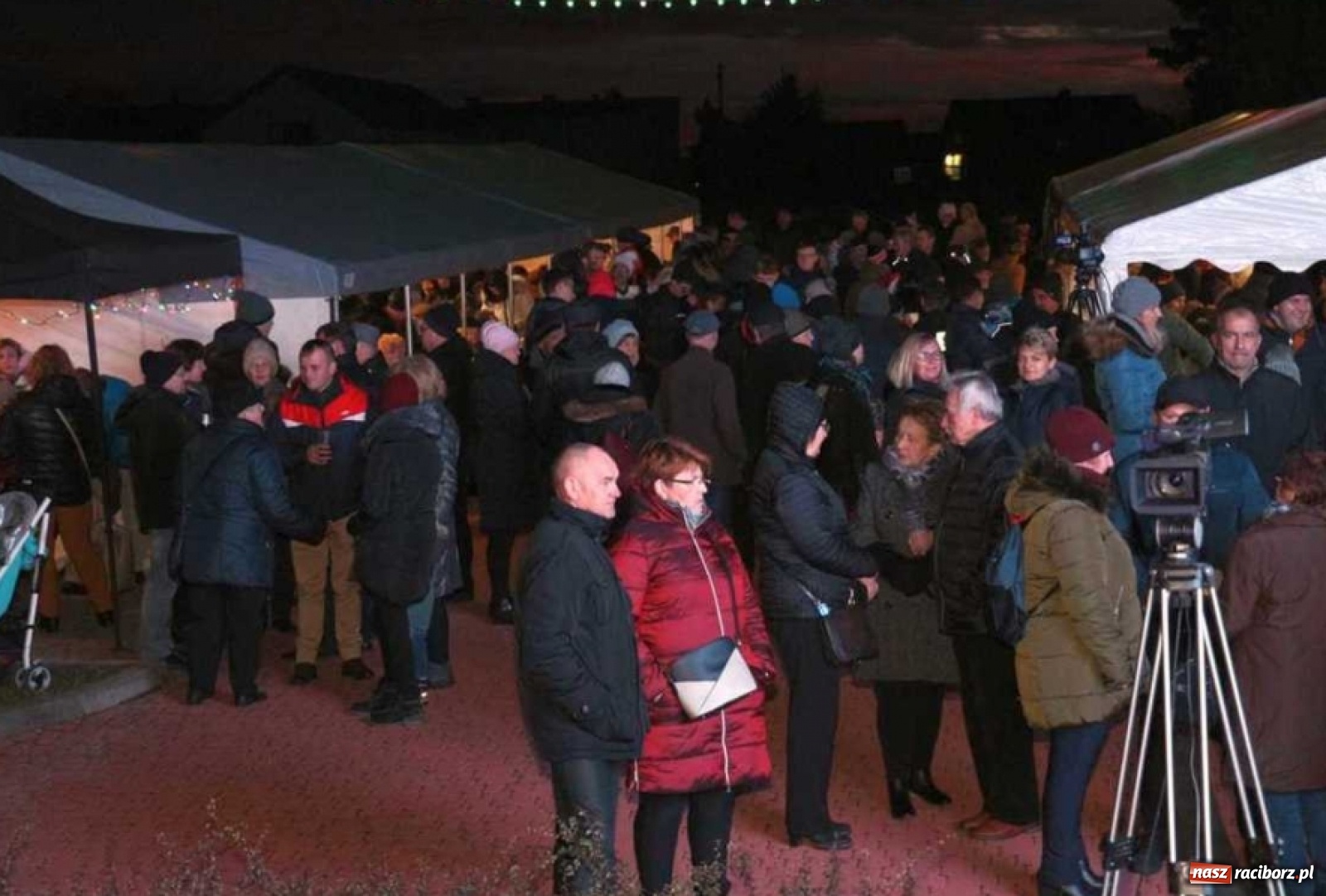 Zdjęcie w galerii na portalu naszraciborz.pl: Magia świąt na kiermaszu w Kornowacu [FOTO] wiadomości z regionu