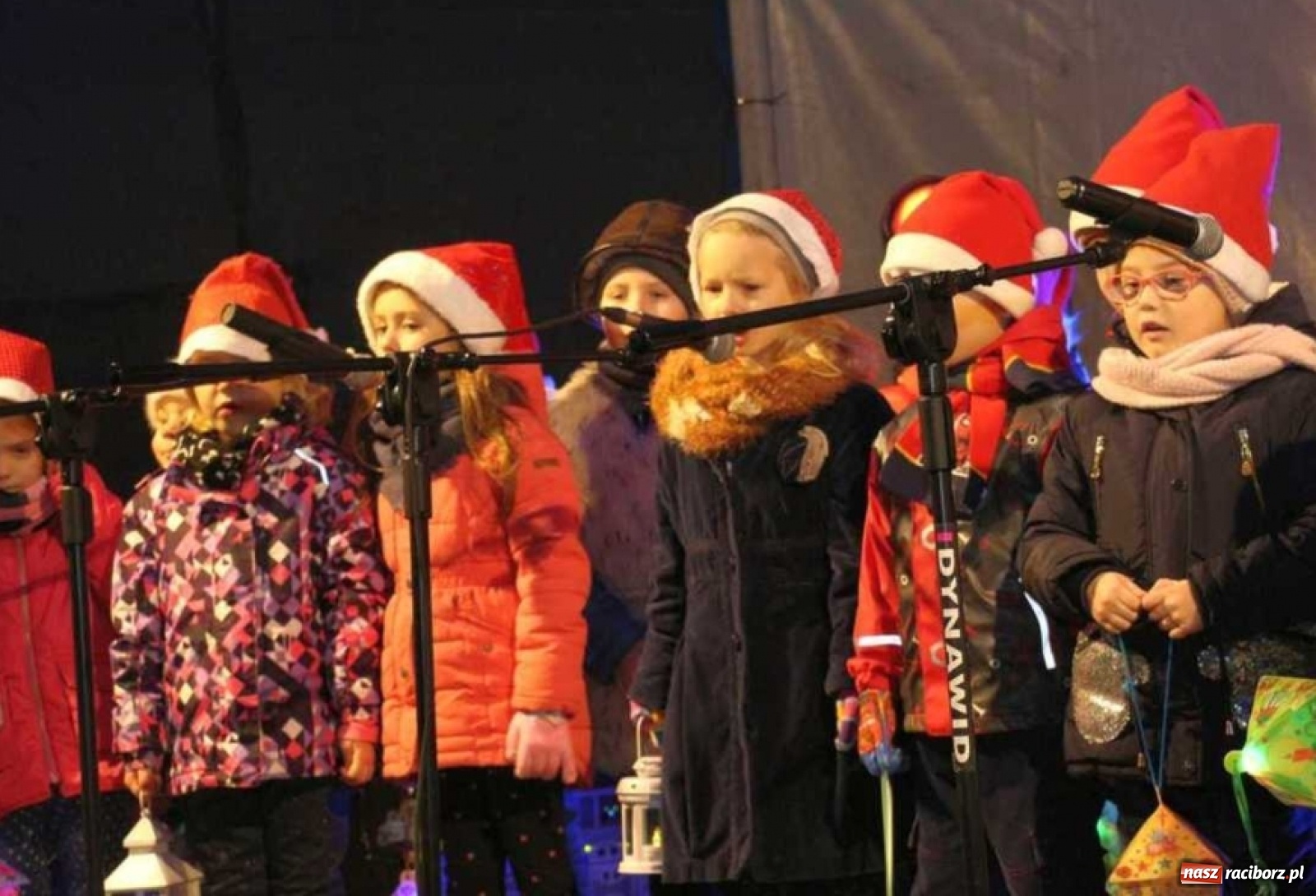 Zdjęcie w galerii na portalu naszraciborz.pl: Magia świąt na kiermaszu w Kornowacu [FOTO] wiadomości z regionu