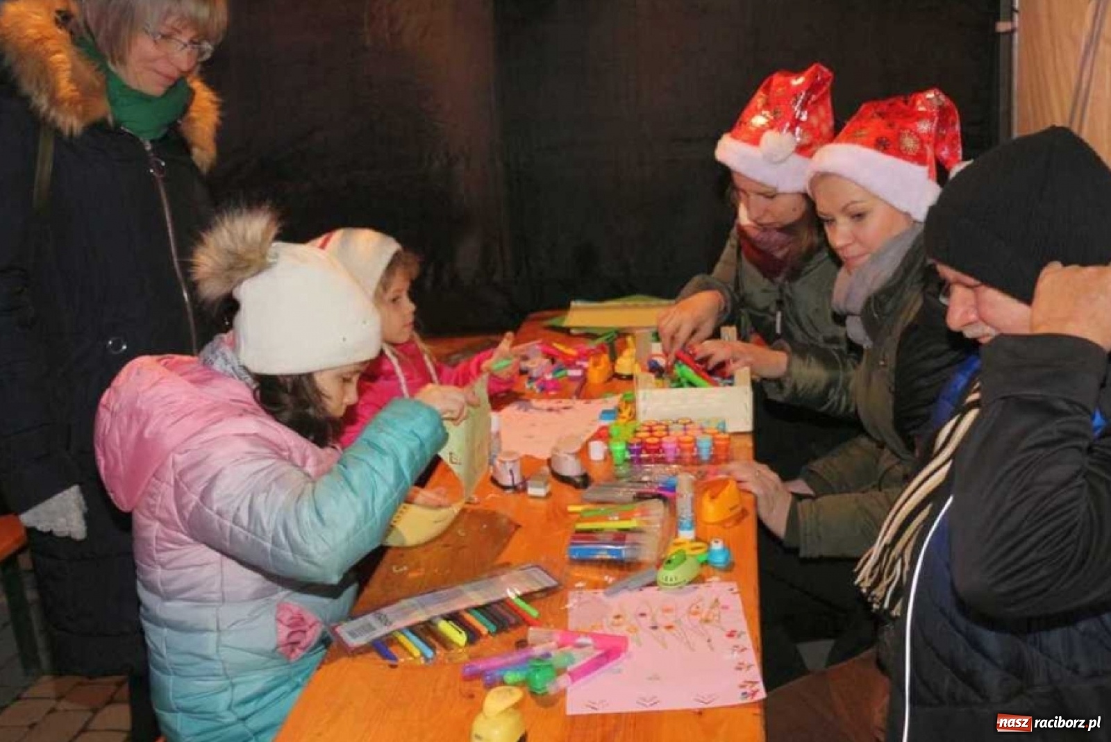Zdjęcie w galerii na portalu naszraciborz.pl: Magia świąt na kiermaszu w Kornowacu [FOTO] wiadomości z regionu