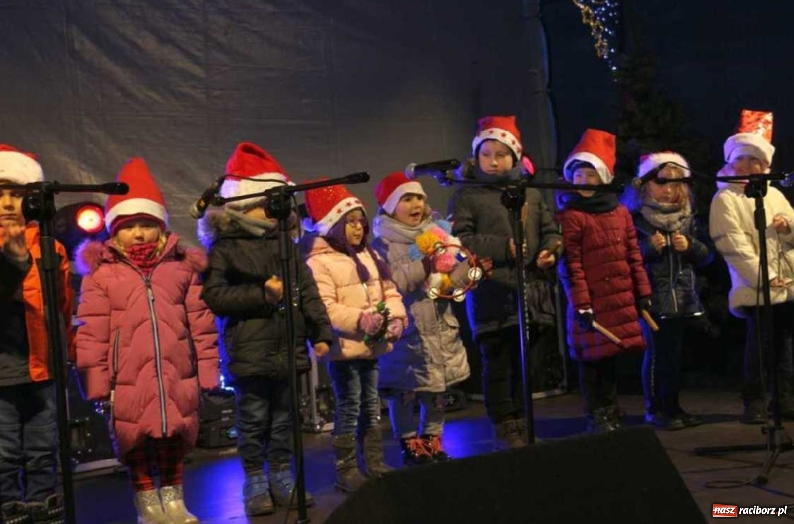 Zdjęcie w galerii na portalu naszraciborz.pl: Magia świąt na kiermaszu w Kornowacu [FOTO] wiadomości z regionu