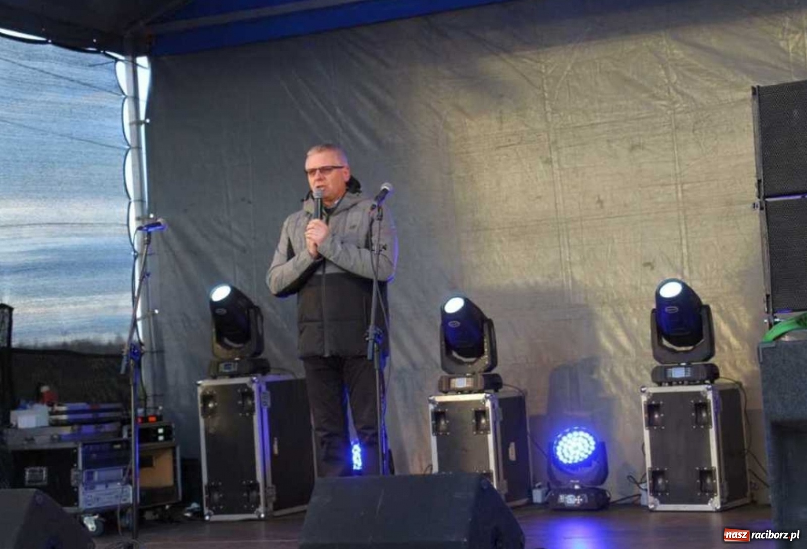 Zdjęcie w galerii na portalu naszraciborz.pl: Magia świąt na kiermaszu w Kornowacu [FOTO] wiadomości z regionu