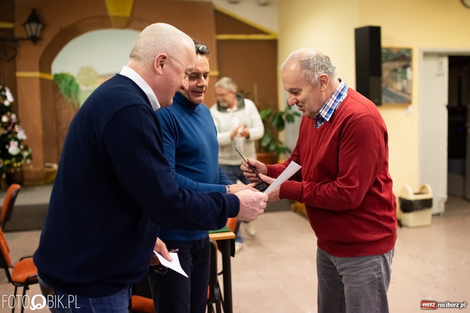 Zdjęcie w galerii na portalu naszraciborz.pl: Tomasz Tapper najlepszym brydżystą XII Mistrzostw Powiatu Raciborskiego wiadomości z regionu