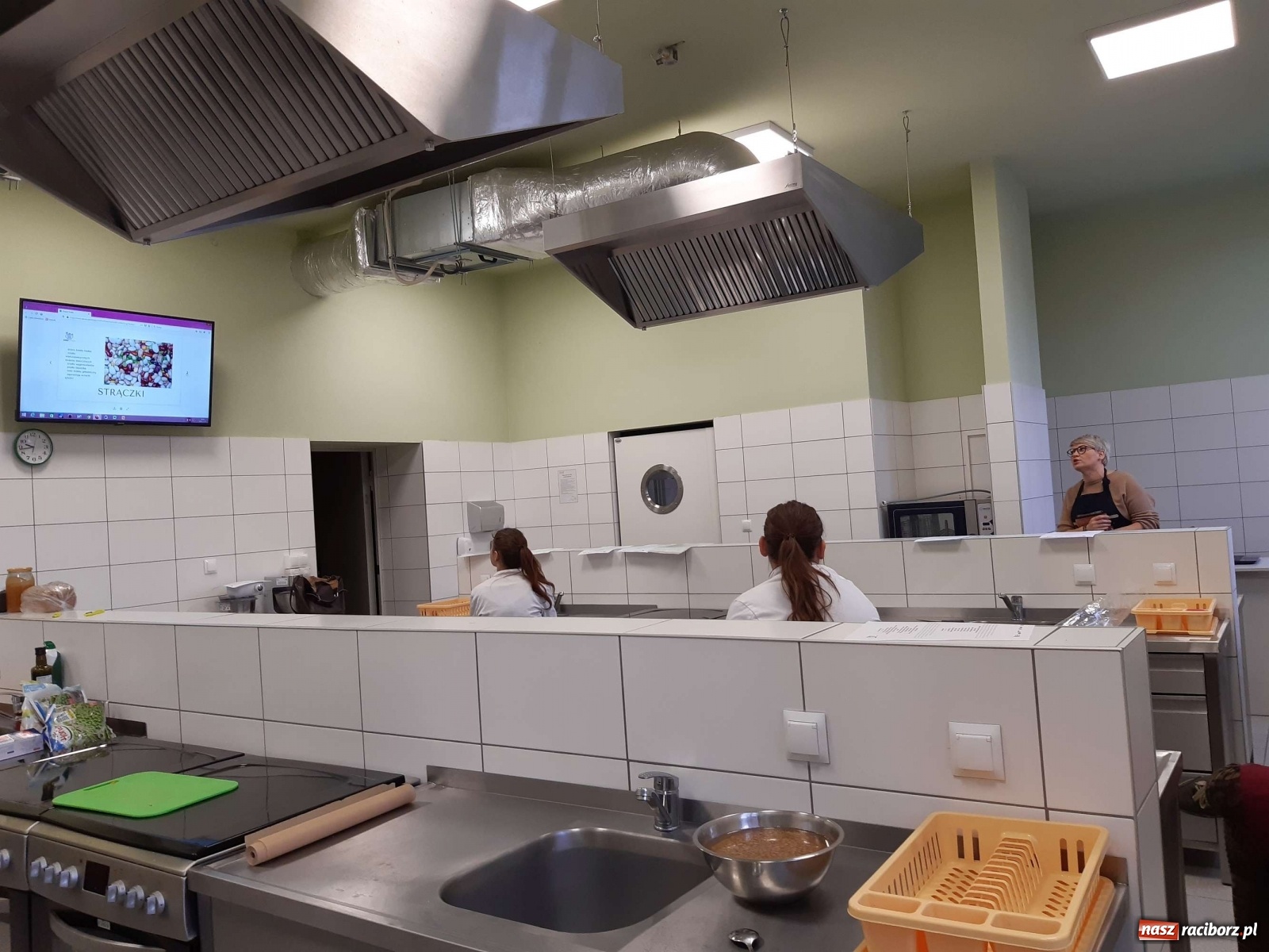 Zdjęcie w galerii na portalu naszraciborz.pl: Warsztaty wegańskie w raciborskim Gastronomiku wiadomości z regionu