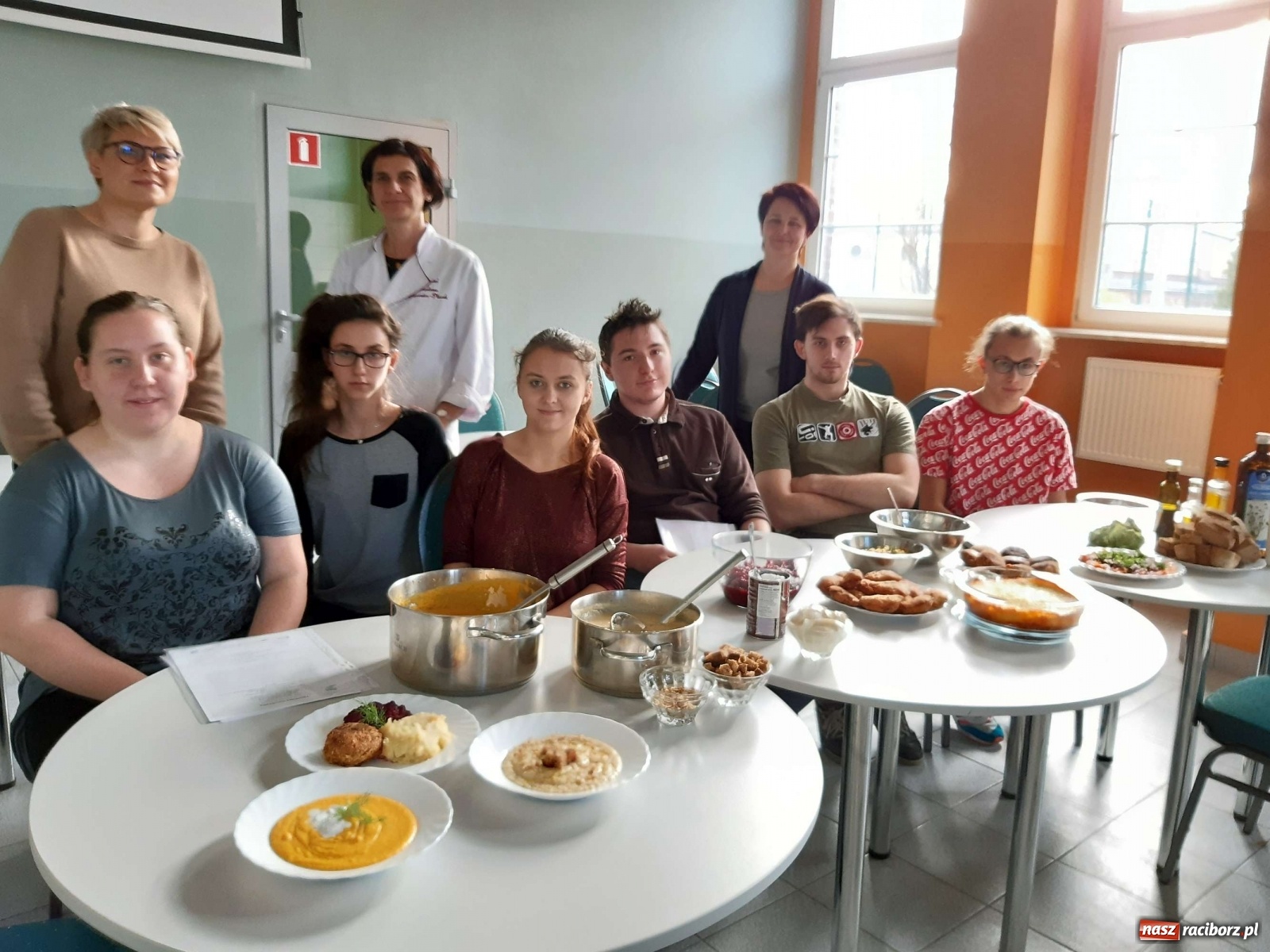 Zdjęcie w galerii na portalu naszraciborz.pl: Warsztaty wegańskie w raciborskim Gastronomiku wiadomości z regionu