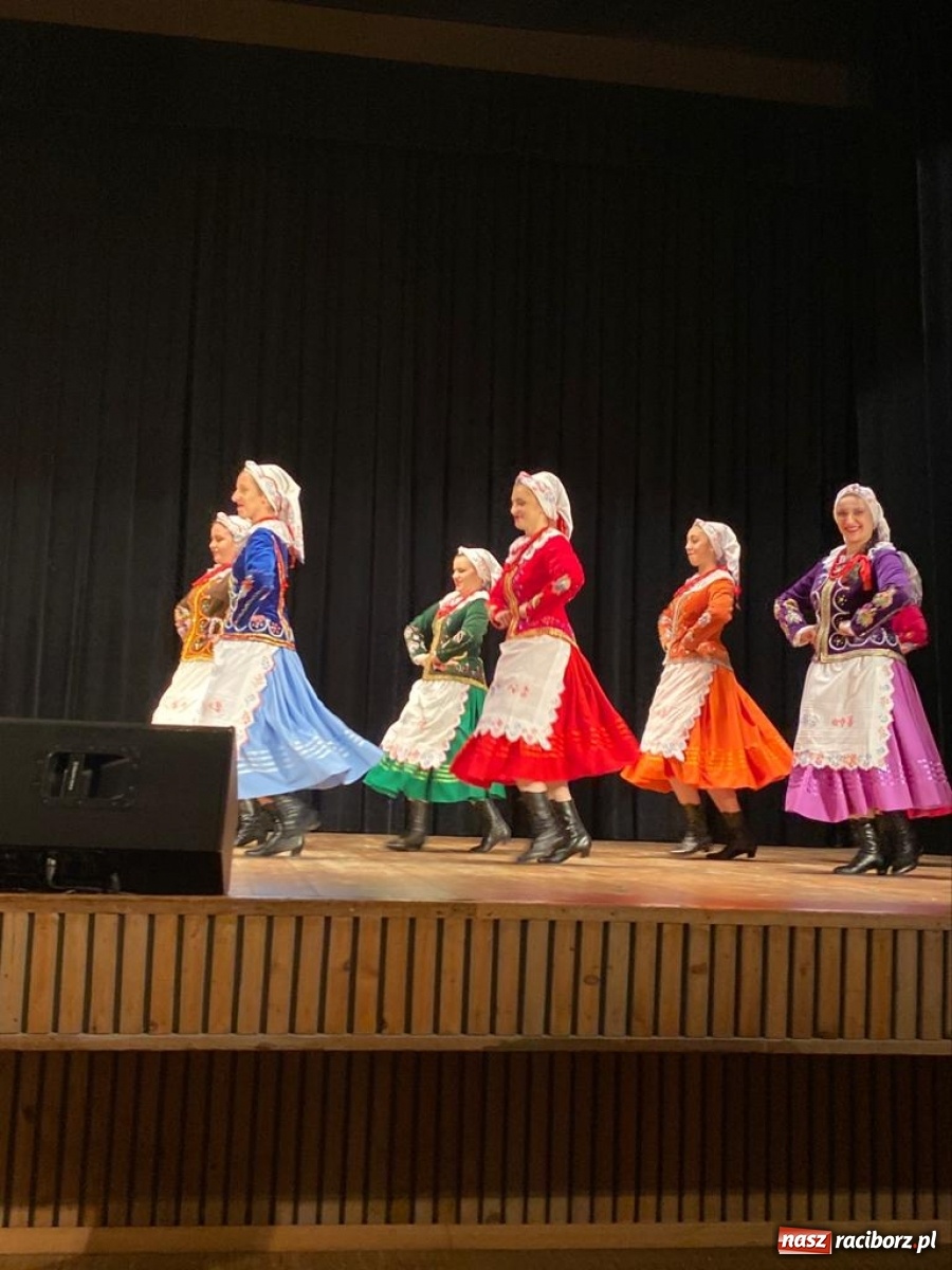 Zdjęcie w galerii na portalu naszraciborz.pl: Bajtel charytatywnie w Kuźni Raciborskiej  wiadomości z regionu